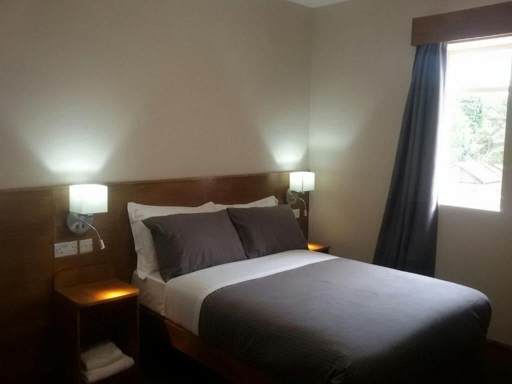 Hotel Crosshill House à Glasgow Extérieur photo